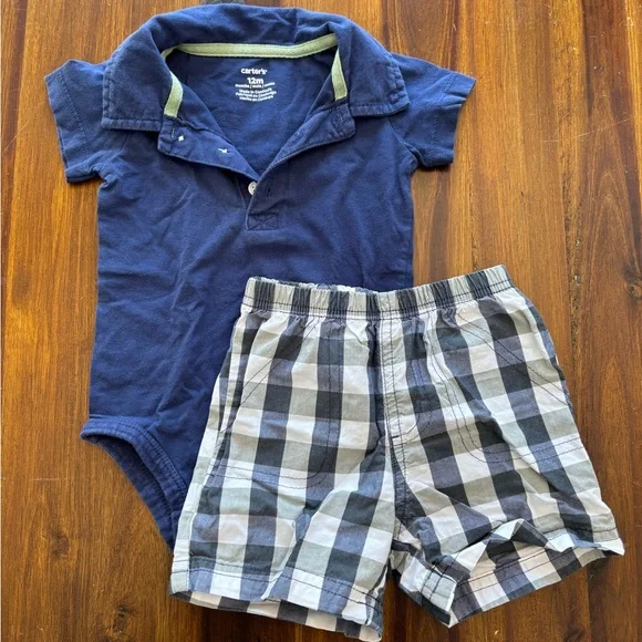Carter’s 12m collared set - Picture 1 of 2